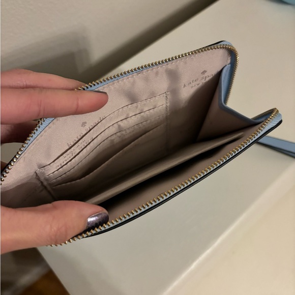 NWOT Kate Spade Light Blue Wristlet - Picture 4 of 4